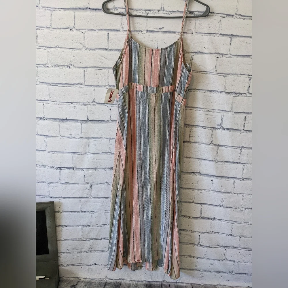 NWT Sundress - Picture 2 of 5